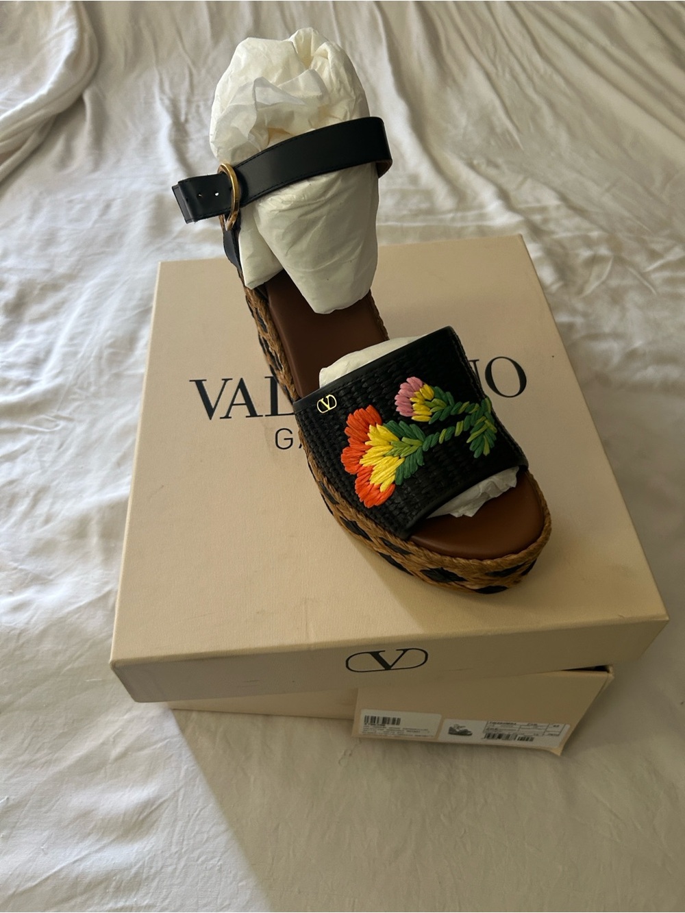 Valentino Garavani Bribri Flower Raffia Platform Espardrille Sandal 42